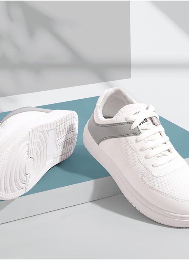 X6 Minimalist Sneaker with a Clean Design for Everyday Wear