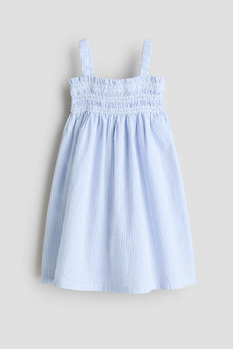 اتش اند ام فستان بحمالات كتف رفيعة ودرزات مجمعة