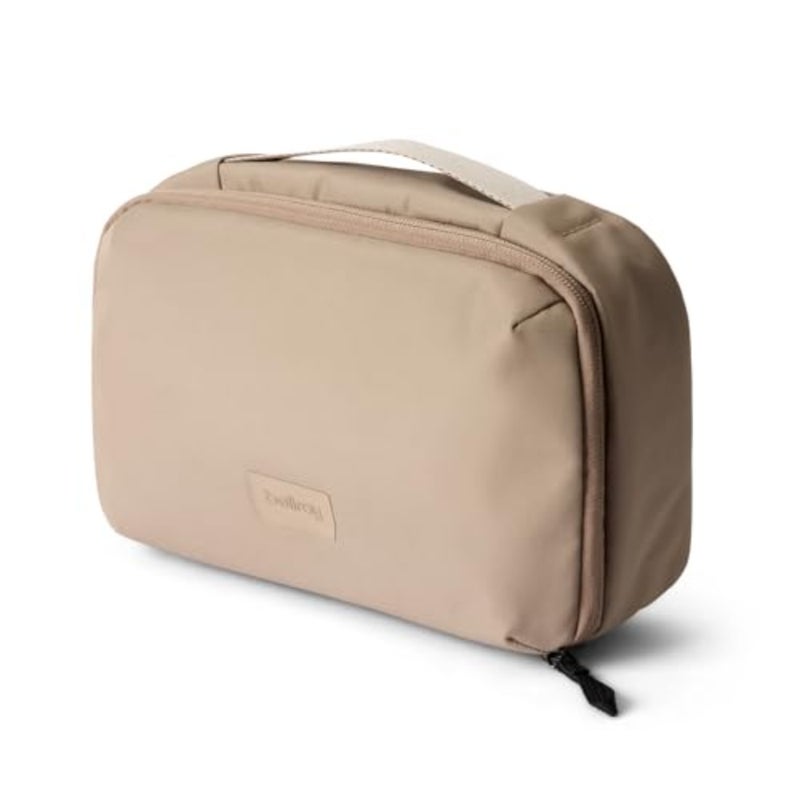 Hanging Toiletry Kit for Travel 3 L Hanging Toiletry Bag for Men and Women, Durable Nylon, Black, Water-Resistant Compact Design - Image 1