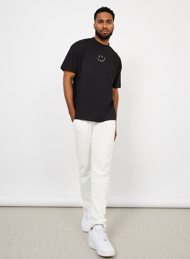 Styli Styli Minimal Emoji Chest Print Oversized T-Shirt  - Image 2