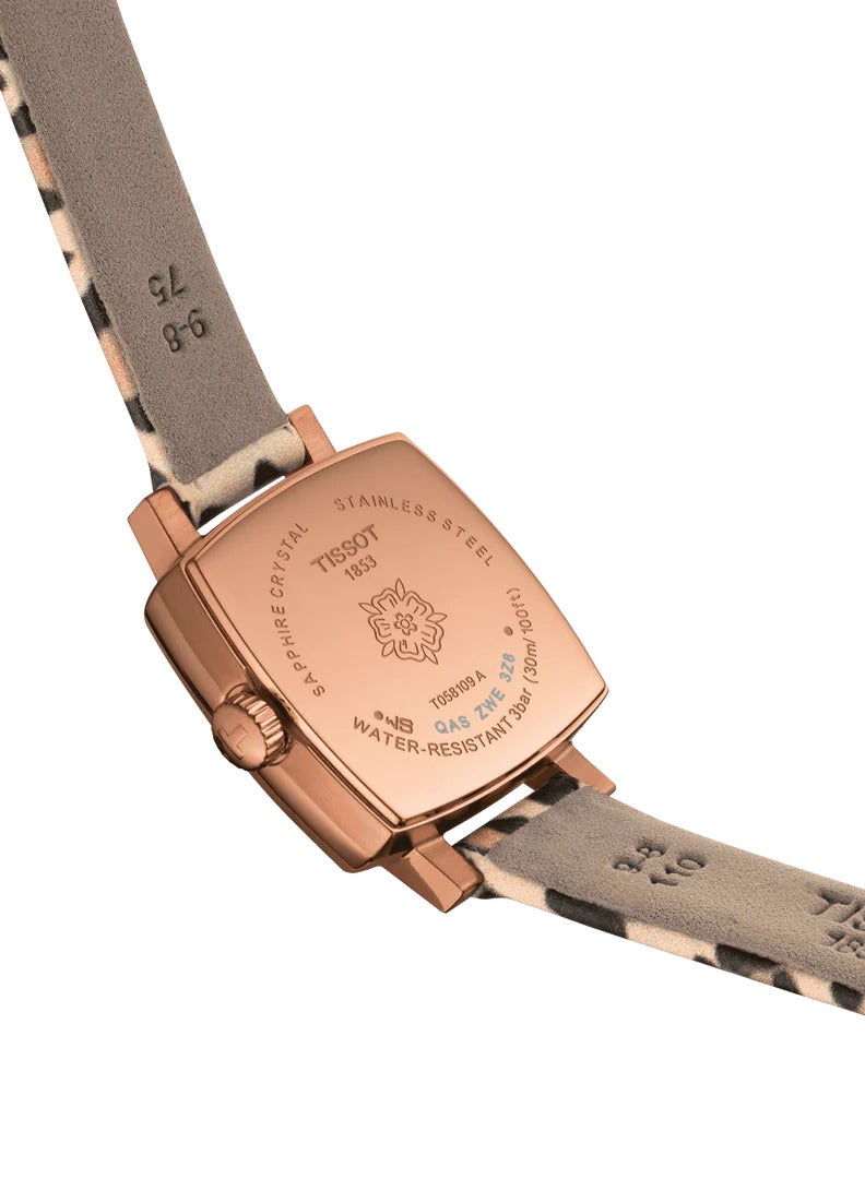 تيسو ساعة نسائية رائعة من الفولاذ المقاوم للصدأ 316L مع طلاء PVD باللون الذهبي الوردي، كوارتز سويسرية مع حزام من الجلد الصناعي، متعددة الألوان، 9 (الموديل: T0581093703600)، بني، بيج، ساعة كوارتز - Image 3