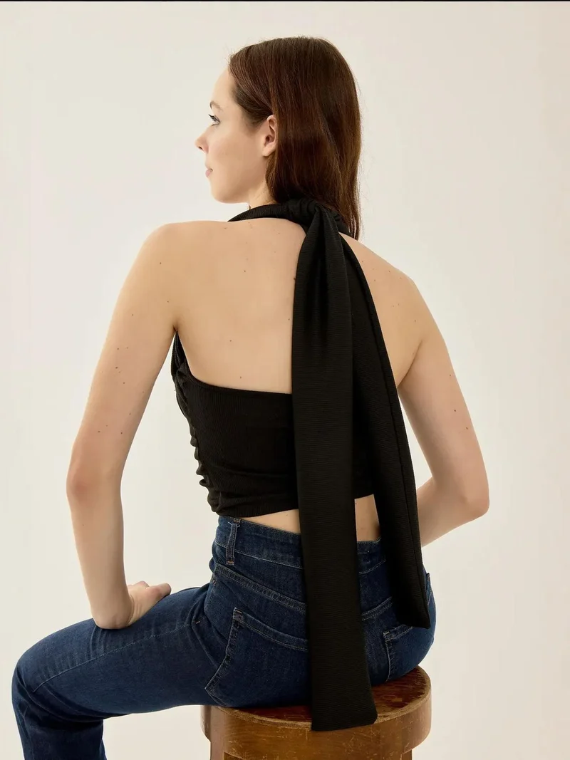 HICCUP Halter Collar Slim Fit Knitted Top