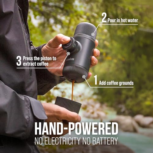 WACACO صانعة الإسبريسو المحمولة WACACO Nanopresso مع حقيبة واقية، آلة قهوة صغيرة للسفر، مثالية للتخييم والسفر والمكتب (أسود) - Image 3