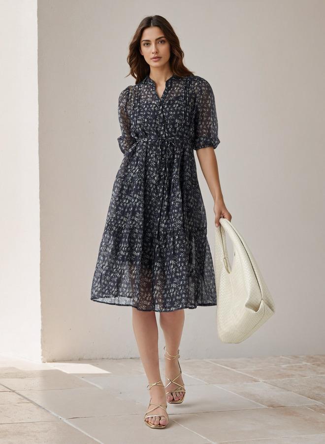 سبلاش فيڤ فستان نسائي متوسط الطول بطبعة زهور وتفاصيل ثنيات من الفيسكوز - Image 2