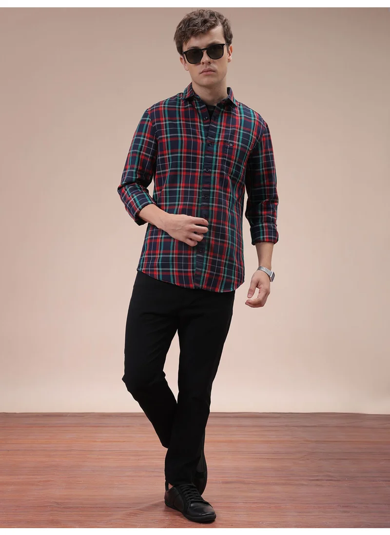 شركة المرآب الهندية Navy Slim Fit Casual Checked Cutaway Collar Full Sleeves Cotton Shirt