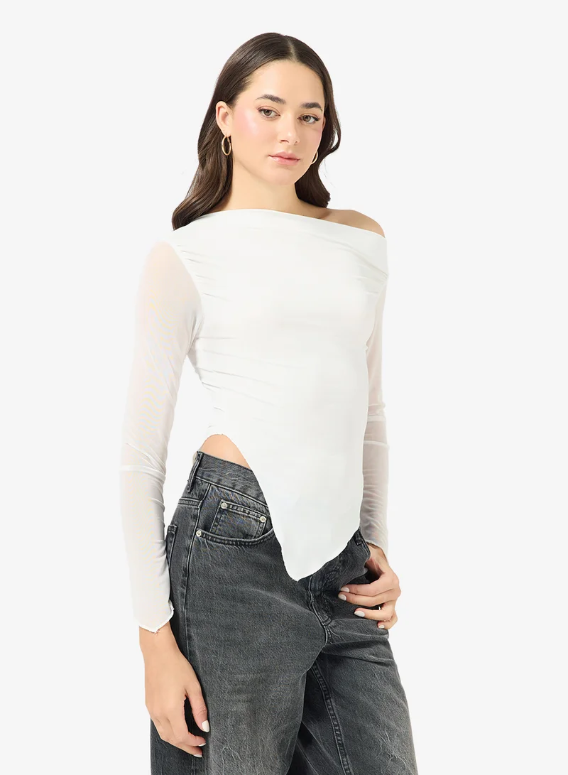 جينجر بلوزة ضيقة بكتف ساقط غير متماثل