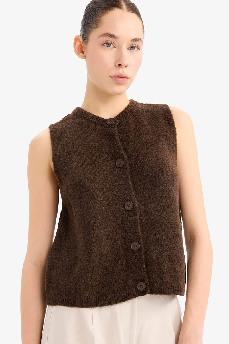 ديفاكتو Regular Fit Crew Neck Buttoned Knitwear Cardigan