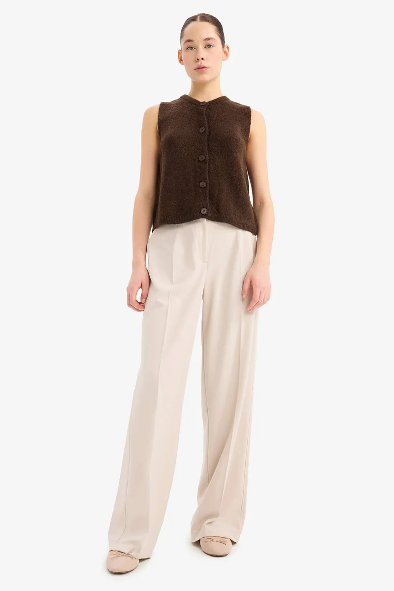 ديفاكتو Regular Fit Crew Neck Buttoned Knitwear Cardigan