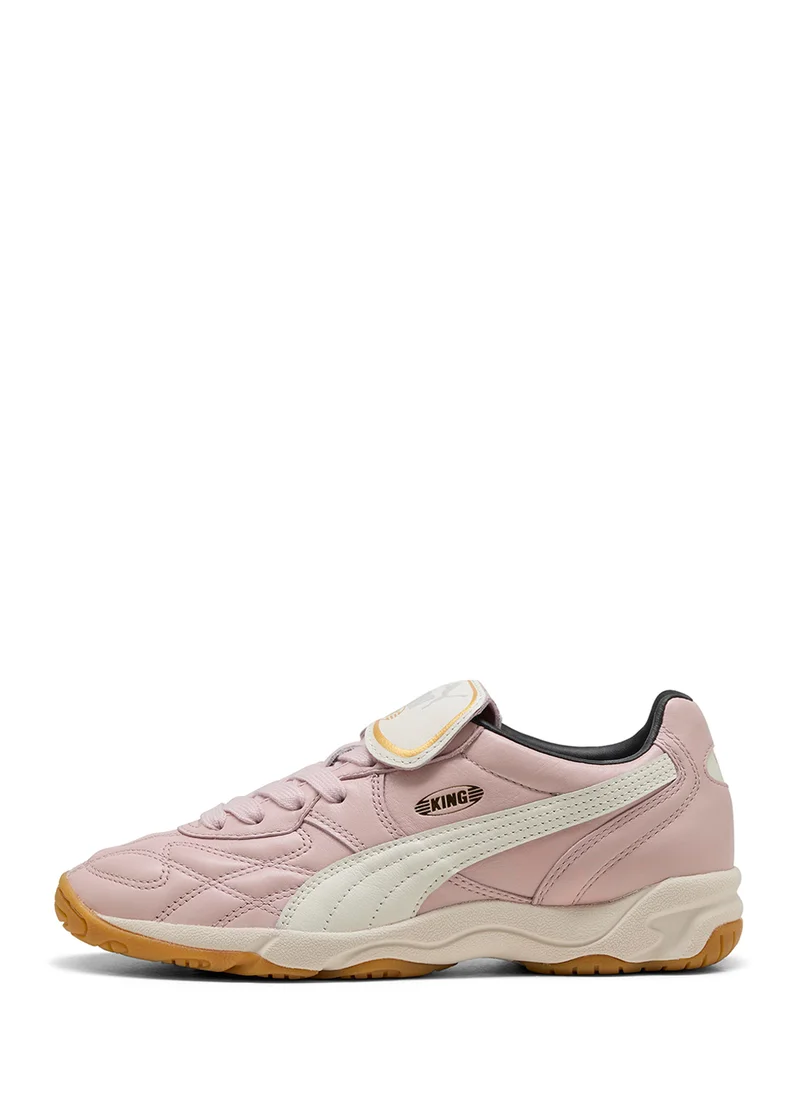PUMA King Indoor