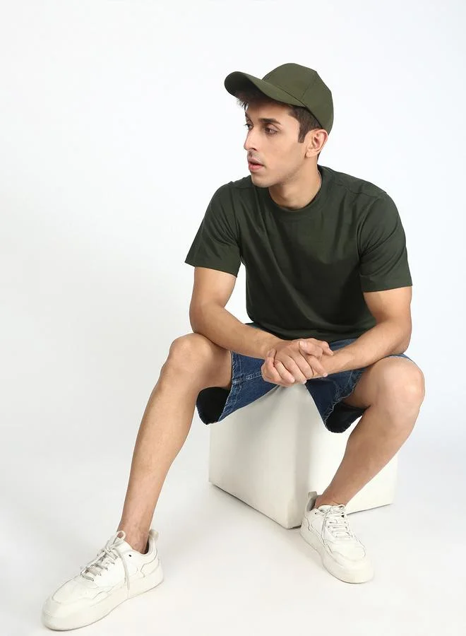 Styli Men Green Solid Regular Fit T-Shirt By Bene Kleed
