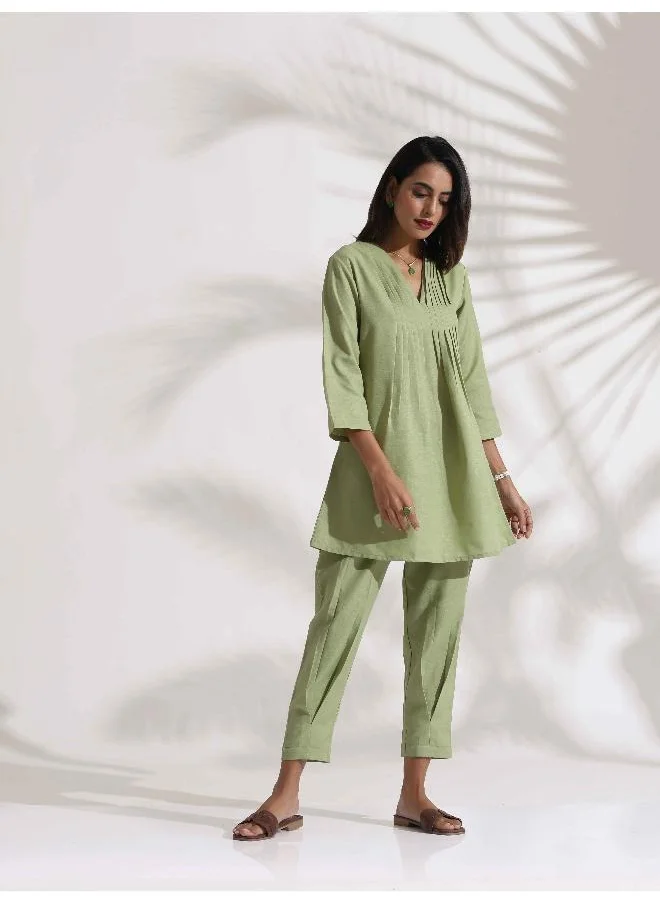 trueBrowns trueBrowns Green Slub Pleated Co-ord Set