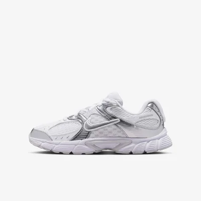 Nike Kids' V5 RNR Shoes