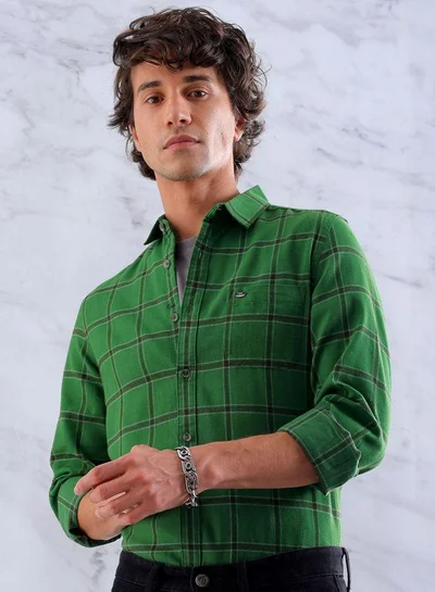 شركة المرآب الهندية Men Slim Fit Checkered Full Sleeves Cutaway Collar Casual Shirt
