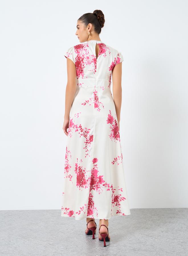 Styli All-Over Print V-Neck A-Line Maxi Dress - Image 5