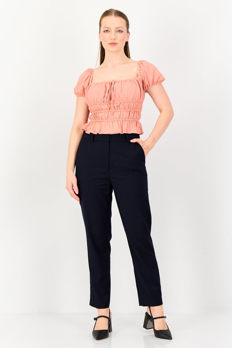 FOREVER 21 بلوزة قصيرة الأكمام ذات ياقة مربعة للنساء، خوخي - Image 4