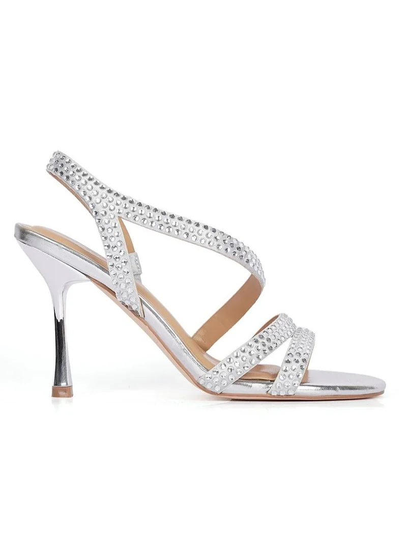 كابلي صنادل نسائية بكعب أنيق