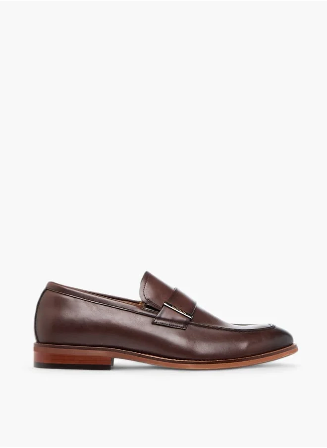 دوتشيني Mens Solid Slip-On Loafers With Metal Accent