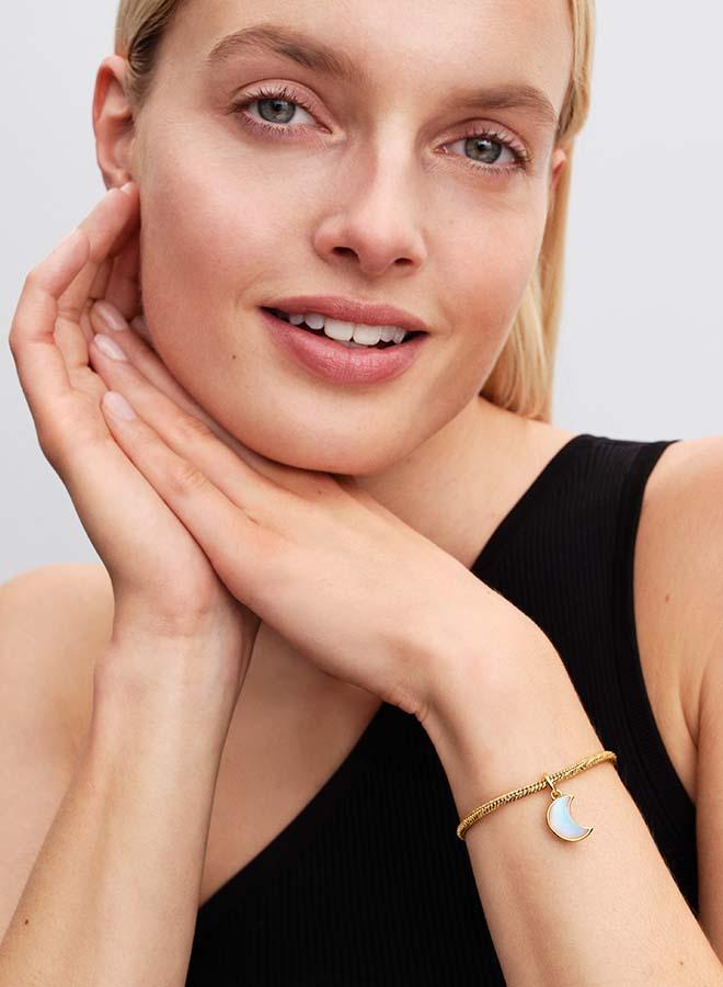 PANDORA Twisted snake chain 14k gold-plated bracelet with engravable heart clasp - Image 3