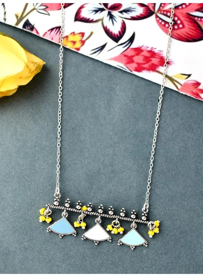 VOYLLA Bagh E Fiza Lightly Embellished Brass Pendant