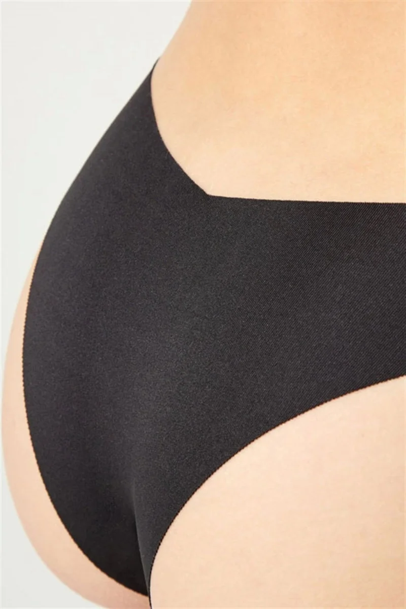 كوتن هيل Basic Non-Scratch Laser Cut Black Brazilian Panties