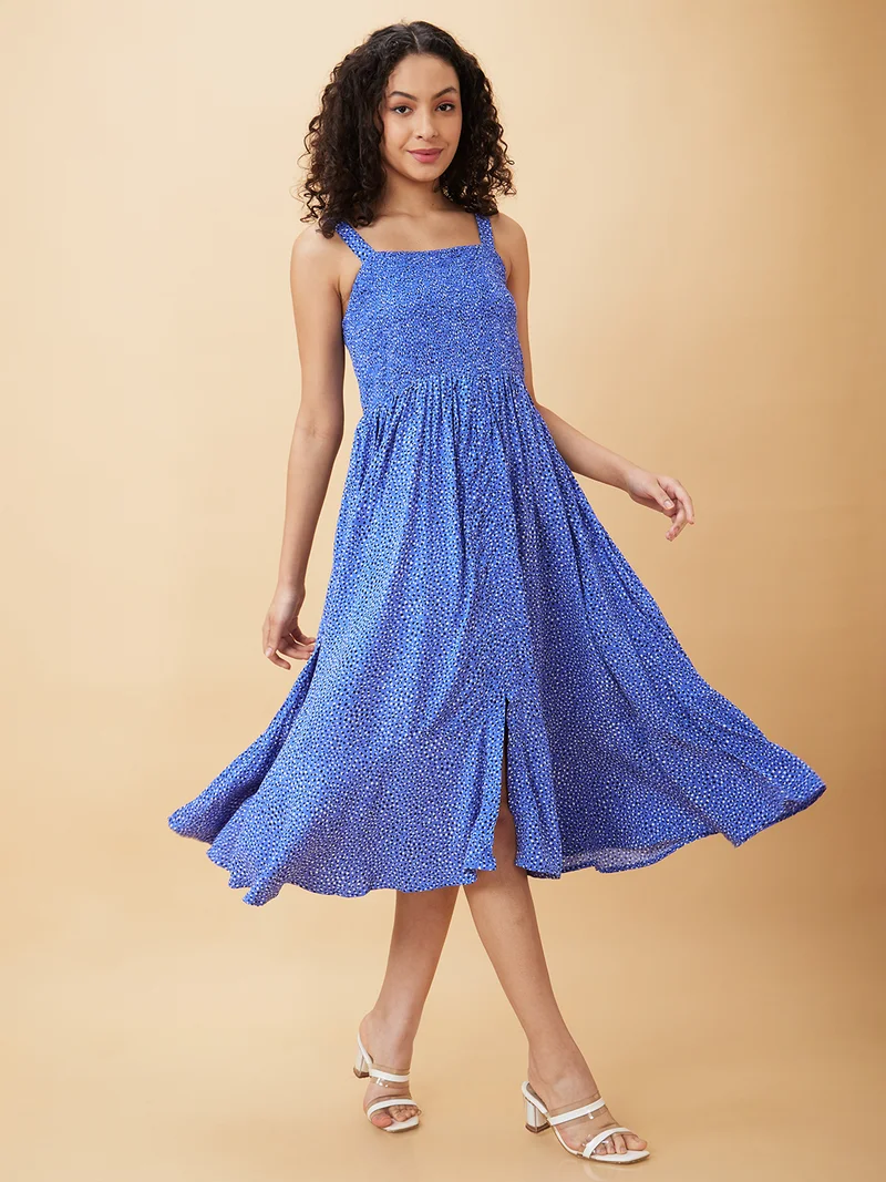 جلو باص Women Geometric Printed Smocked Fit & Flare Midi Dress