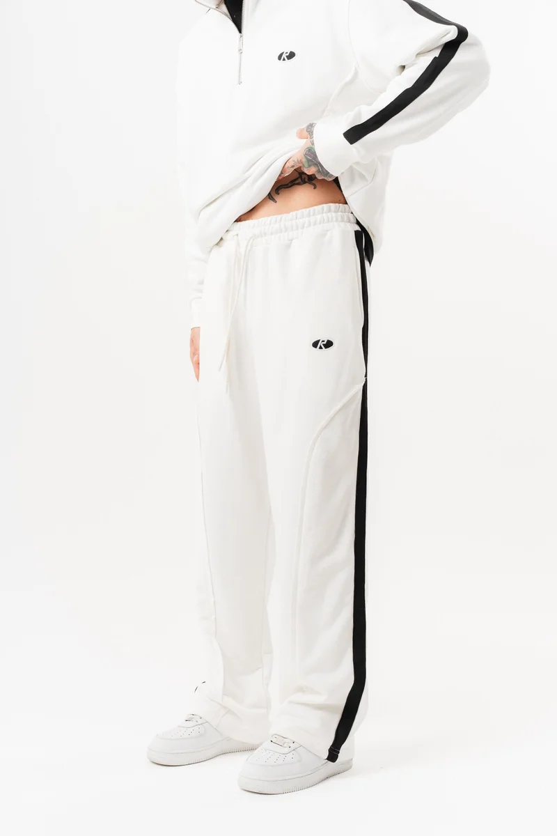 RESPIRE Men's Rough Stitch Detail Diagonel Baggy Sweatpants Ecru