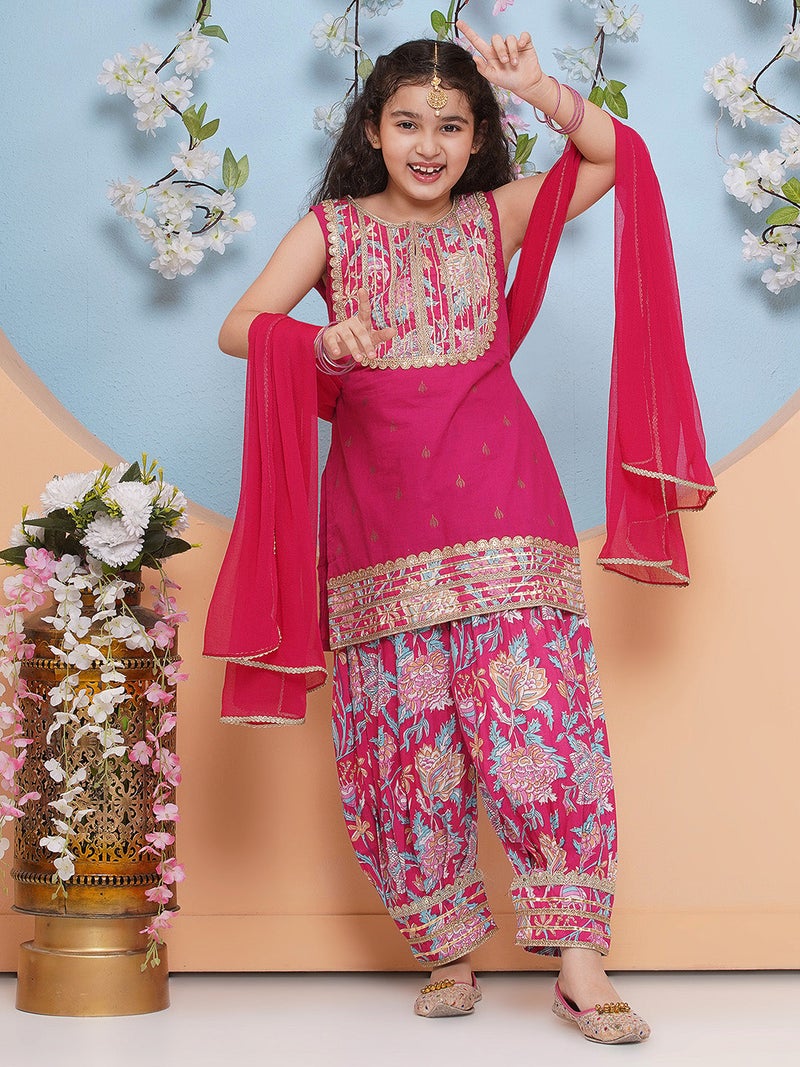 PRASHA cotton Woven Sleeveless Floral Print A Line Kurta And Salwar With Dupatta Set - Pink - Image 1
