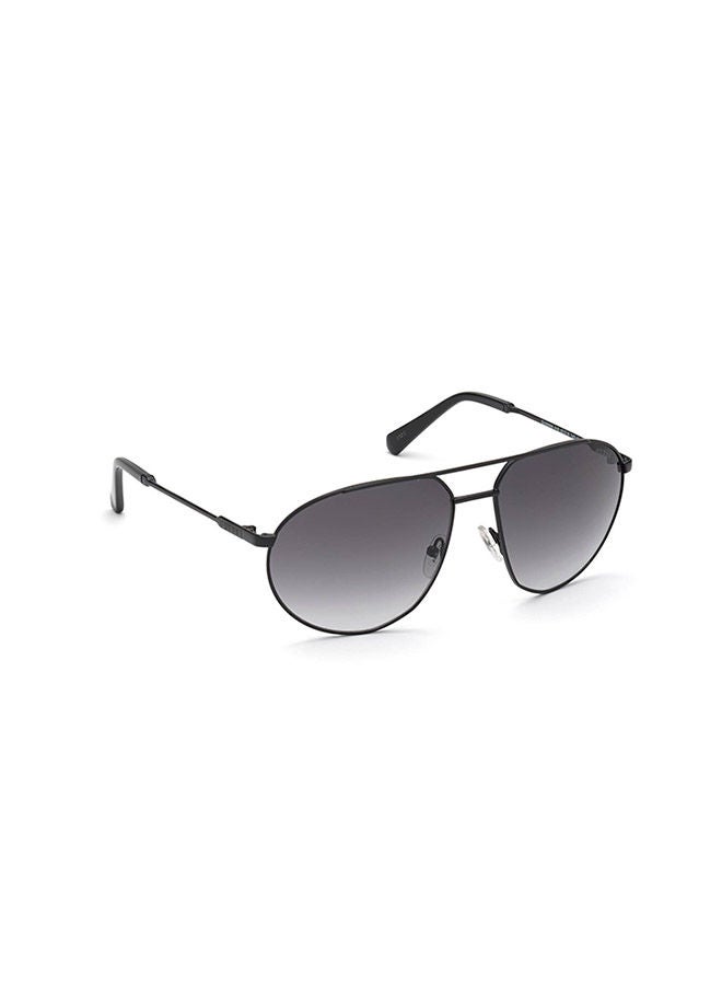 GUESS Unisex Aviator Large Sunglasses with Smoked Lenses - GU00009 01B 60mm - Image 3