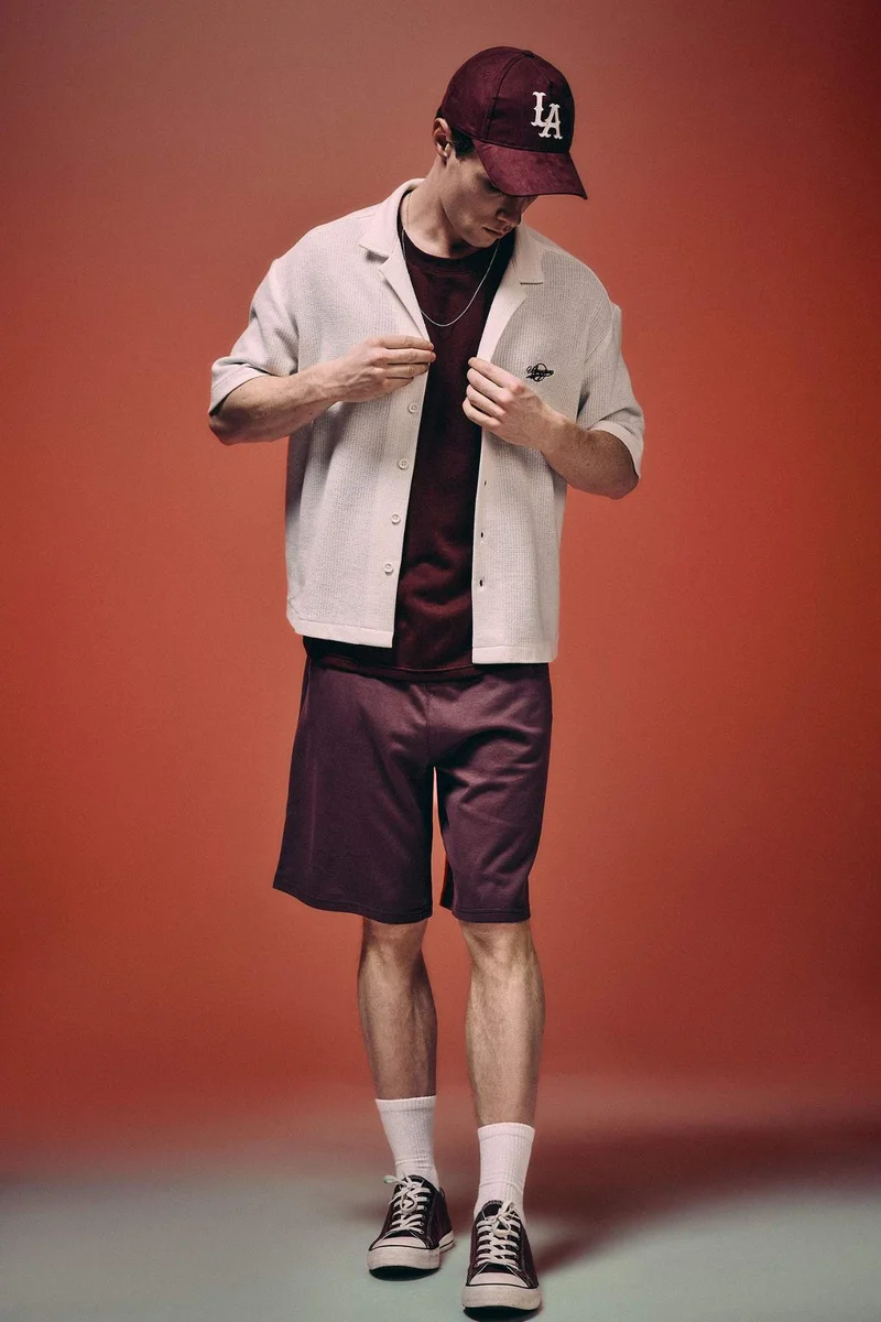 ديفاكتو Boxy Fit Short Sleeve Shirt