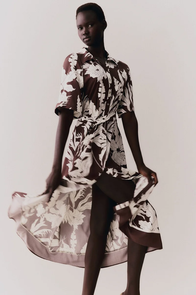 اتش اند ام فستان بتصميم قميص مع حزام بعقدة