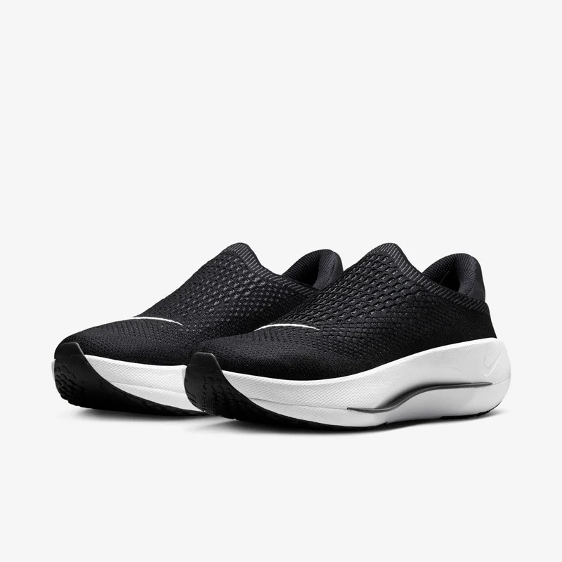 Nike Women's Reina EasyOn Shoes