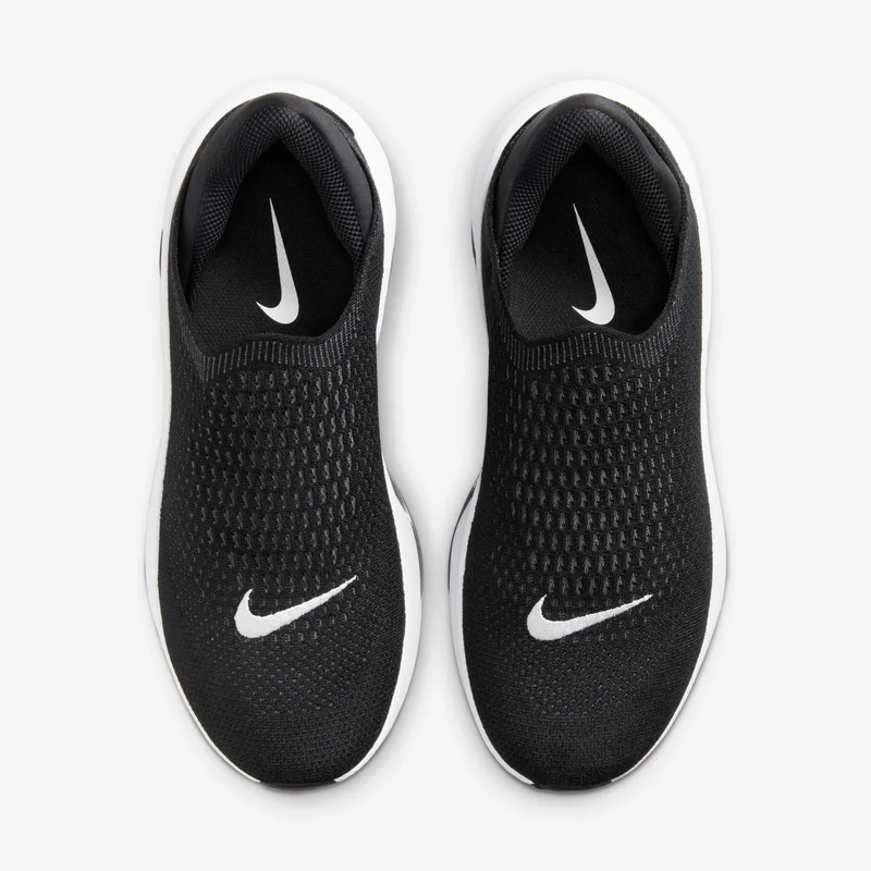 Nike Women's Reina EasyOn Shoes