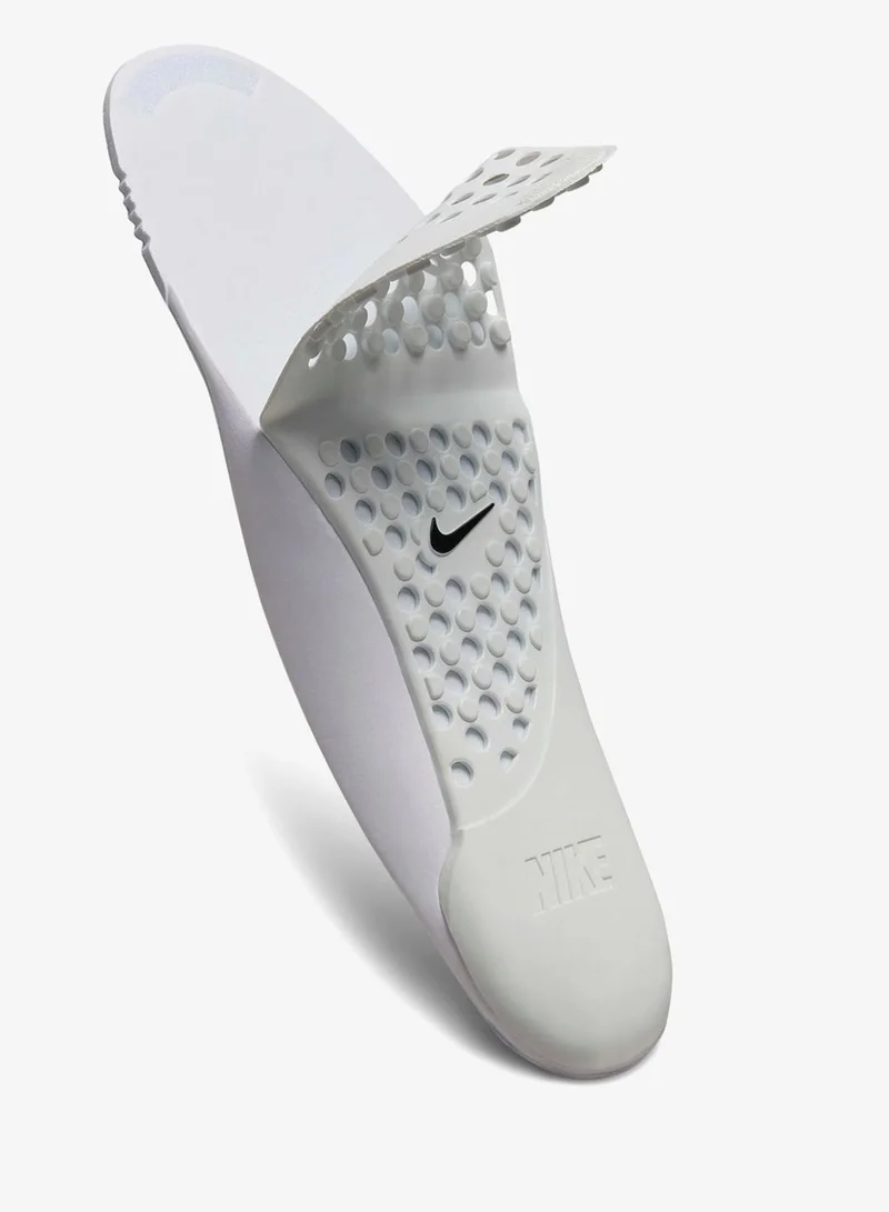 Nike Women's Reina EasyOn Shoes