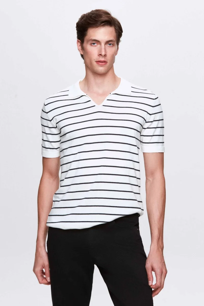 دي أس دامات Ds Damat Regular Fit Ecru T-Shirt