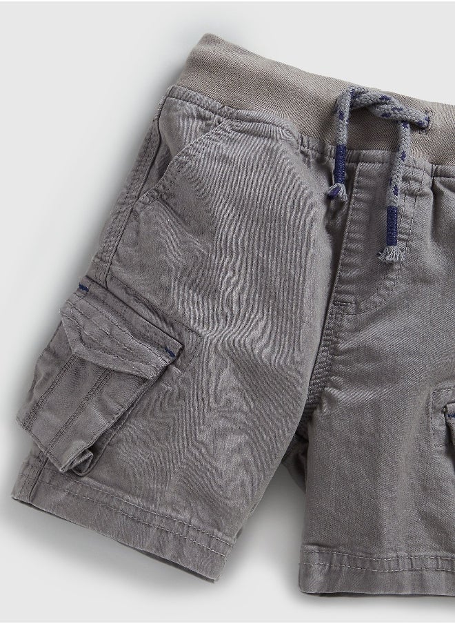 Grey Cargo Shorts - pzsku/ZF52082C4097CF09503F2Z/45/_/1719814501/8bd014ea-8c38-46fe-a849-428f26454a68