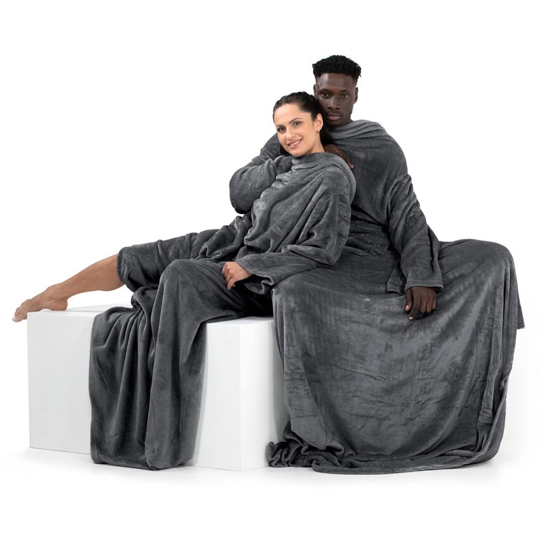DecoKing 150 x 180 cm TV microfibre cuddly blanket with sleeves and pockets microfibre soft and fluffy fleece blanket Microfibre graphite 150 x 180 cm