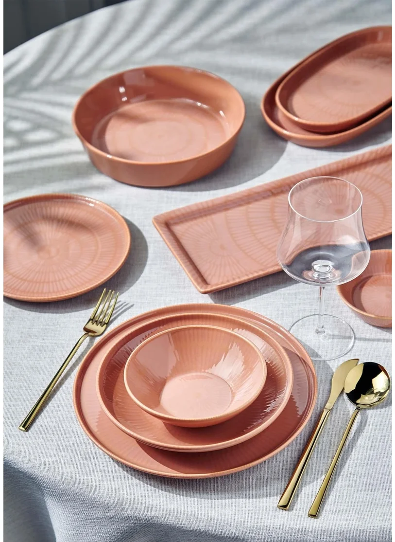 The Mia Noon Oval Serving Set of 2 Salmon 26 cm
