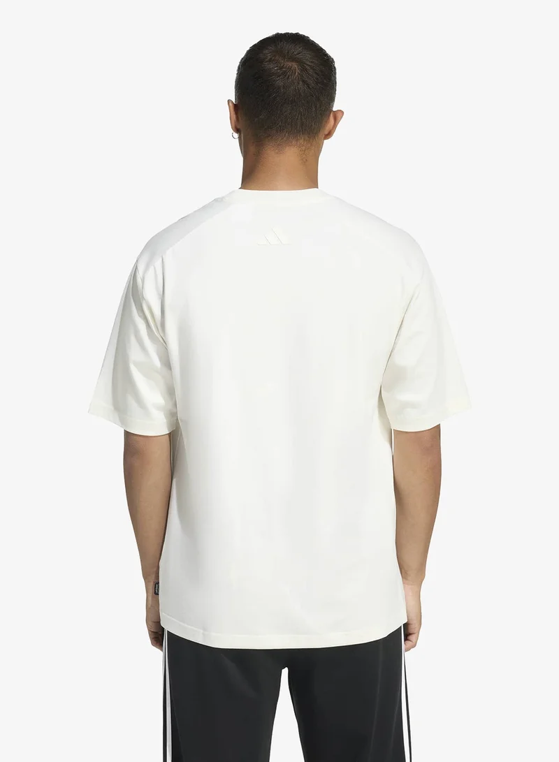 اديداس تيشيرت بطبعة رسومات حيوانات بوب بلاي