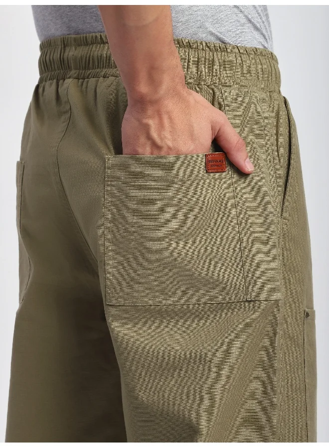 Beyoung Khaki Rivet Detailed Cargo Pants