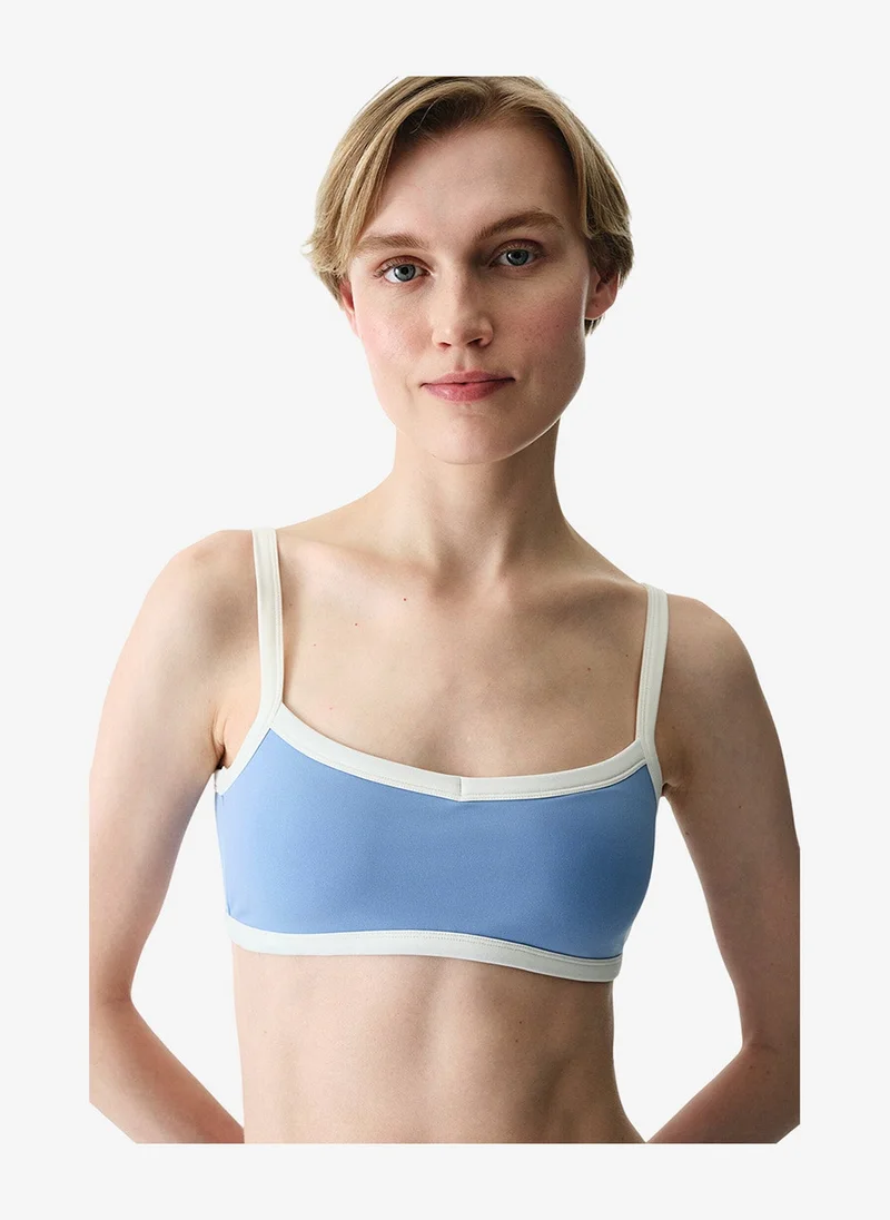 بنتي Women Light Cover Contrast Binding Sports Blue Top
