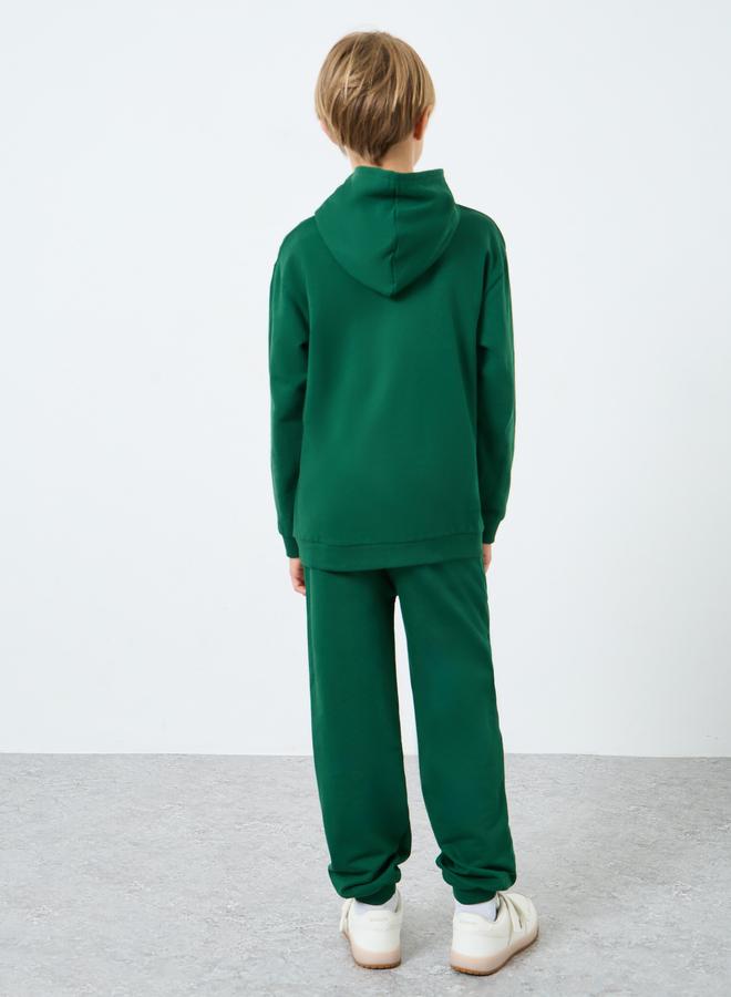 ستايلي طقم هودي بطبعة سباق مع جوغر - Image 4