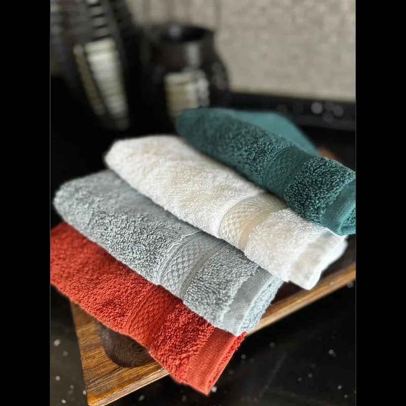Efabrika Helena Cotton 4-Piece 30X50 cm Hand / Guest / Kitchen Towel Set