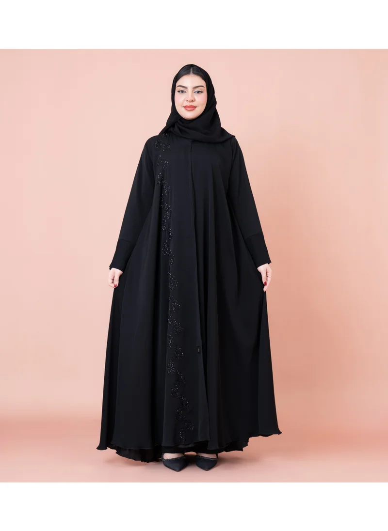 اكسا عباية كلوش مع تفاصيل خرز