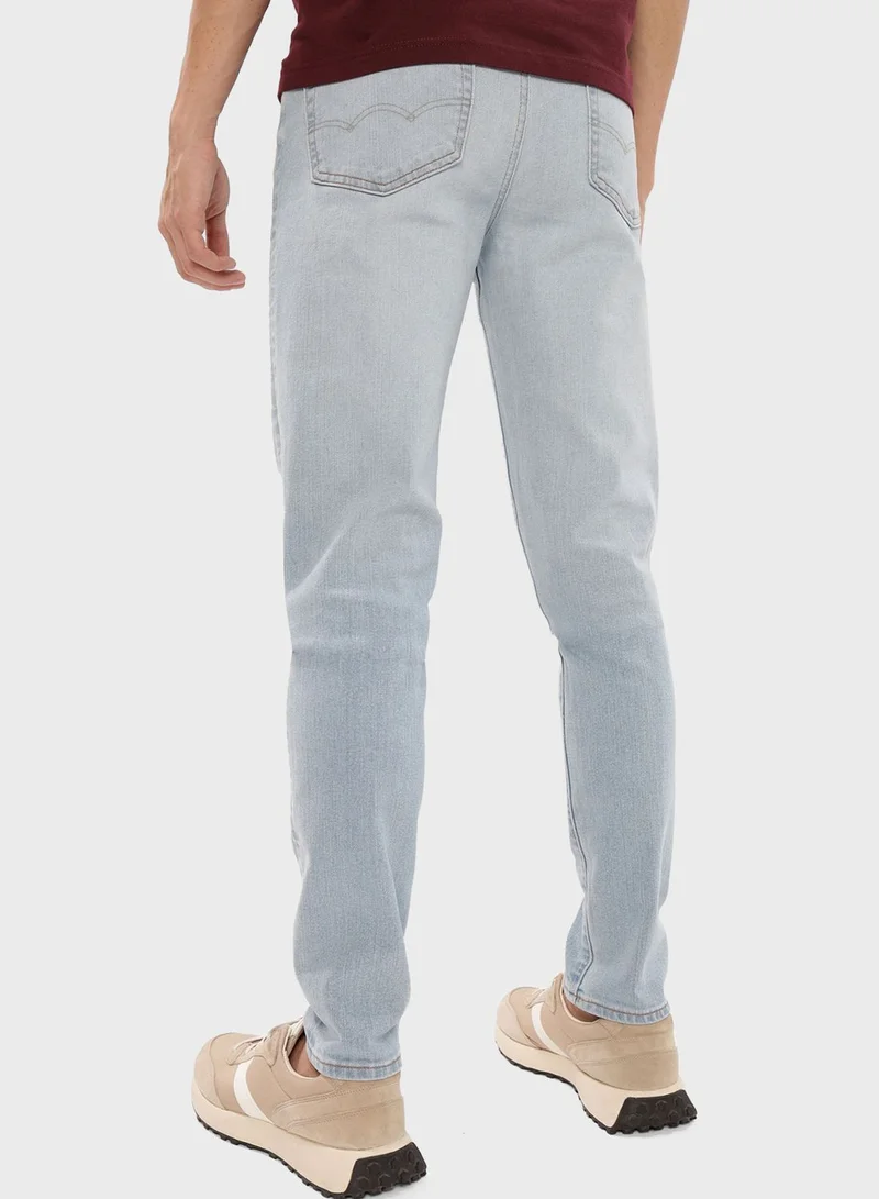 American Eagle Light Wash Skinny Fit Jeans