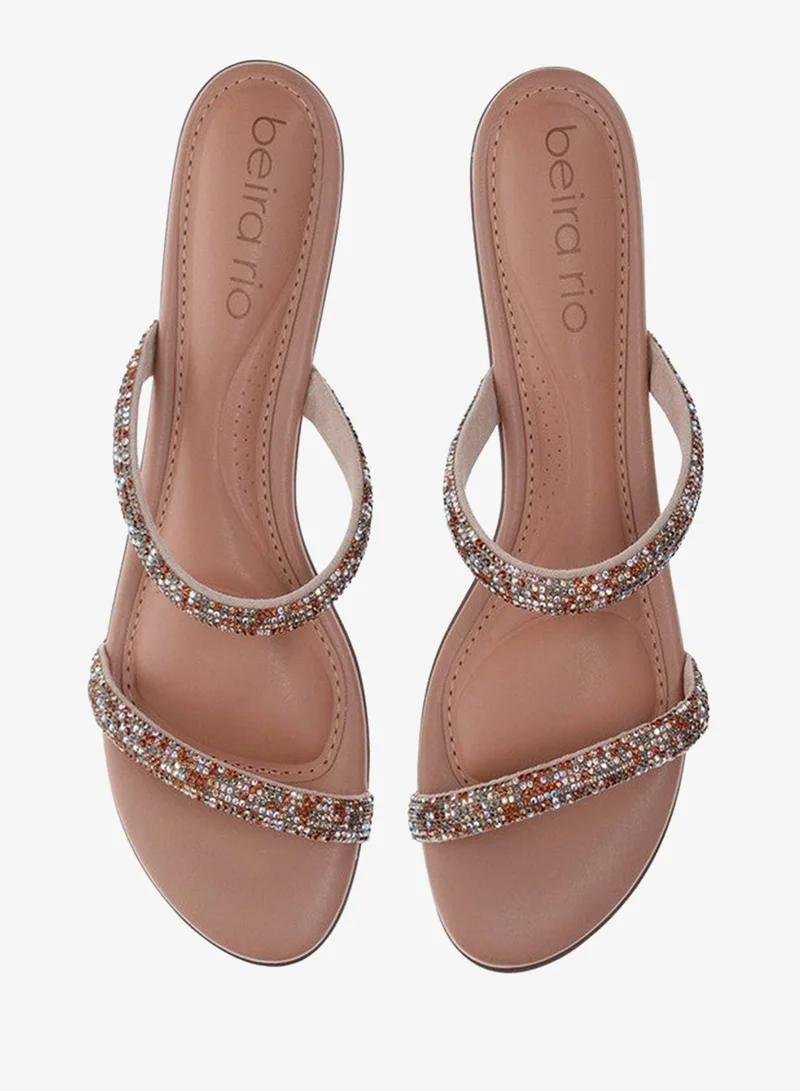 Beira Rio Cream Flat Sandals for Women – Stylish Ladies Flat Sandals & Comfortable Flat Slippers for Women | Best Price UAE