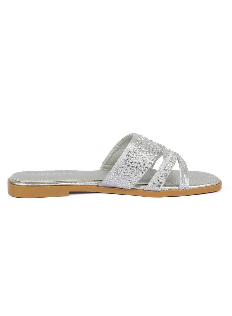 Better Ladies Flat Sandal Silver - Image 3