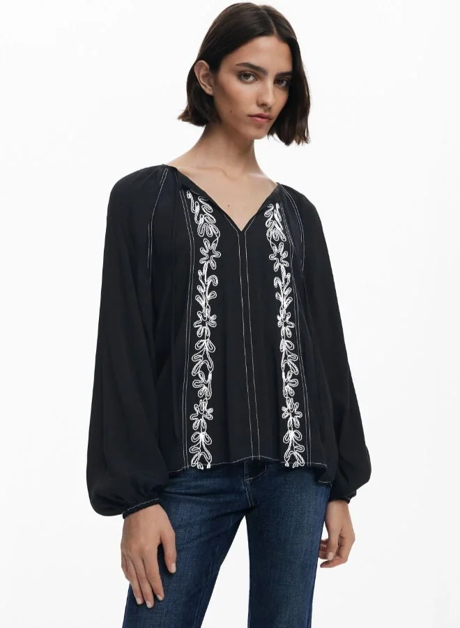 ديسيجوال بلوزة مع تطريز متباين