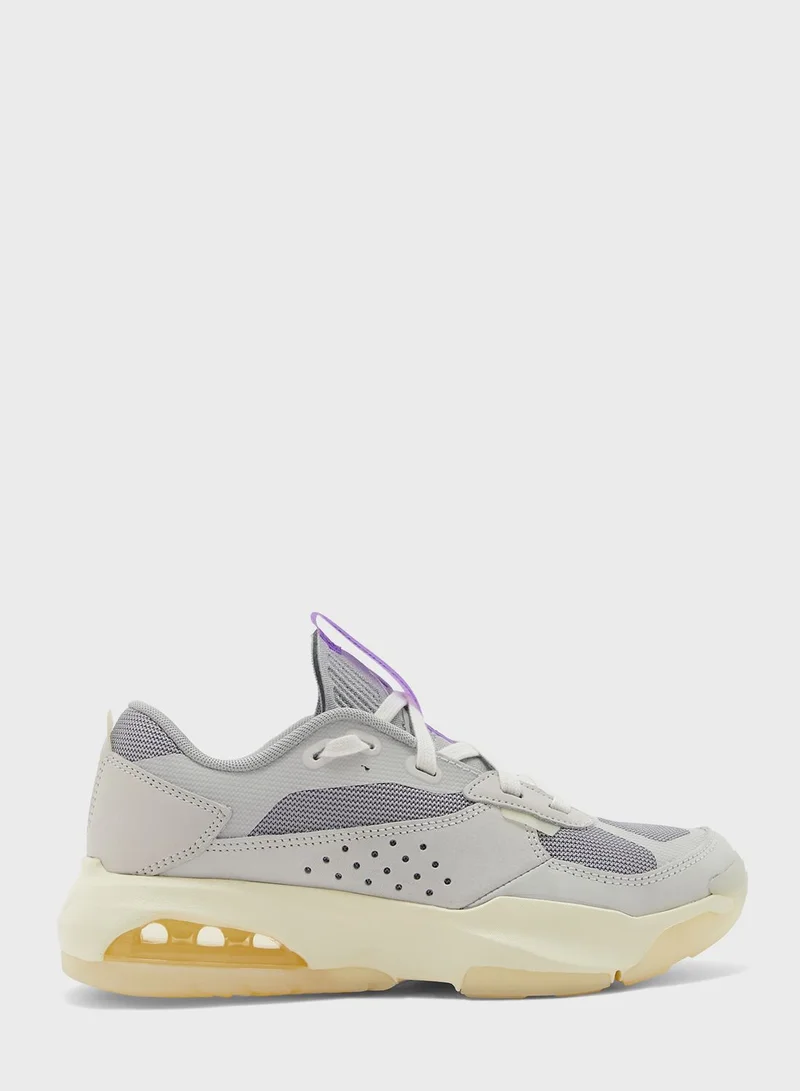 Jordan Wmns Jordan Air 200E
