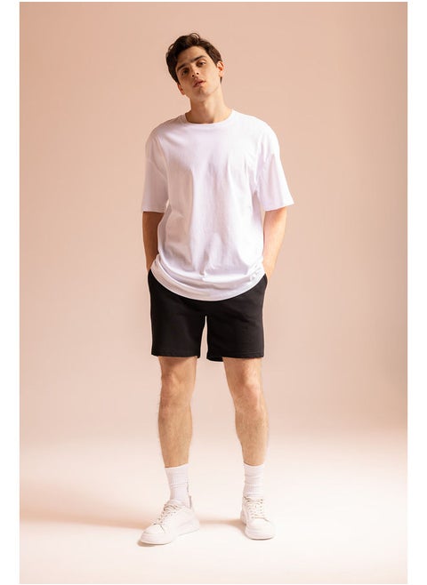 Man Slim Fit Knitted Knitted Short