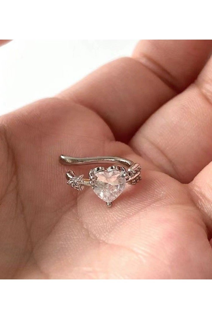Goolsky Arrow Pierced Heart Ear Cuff – Sparkling Non-Pierced Cartilage Clip Earrings, Delicate No-Pain Ear Clips for Women, Trendy Everyday Jewelry - Image 4